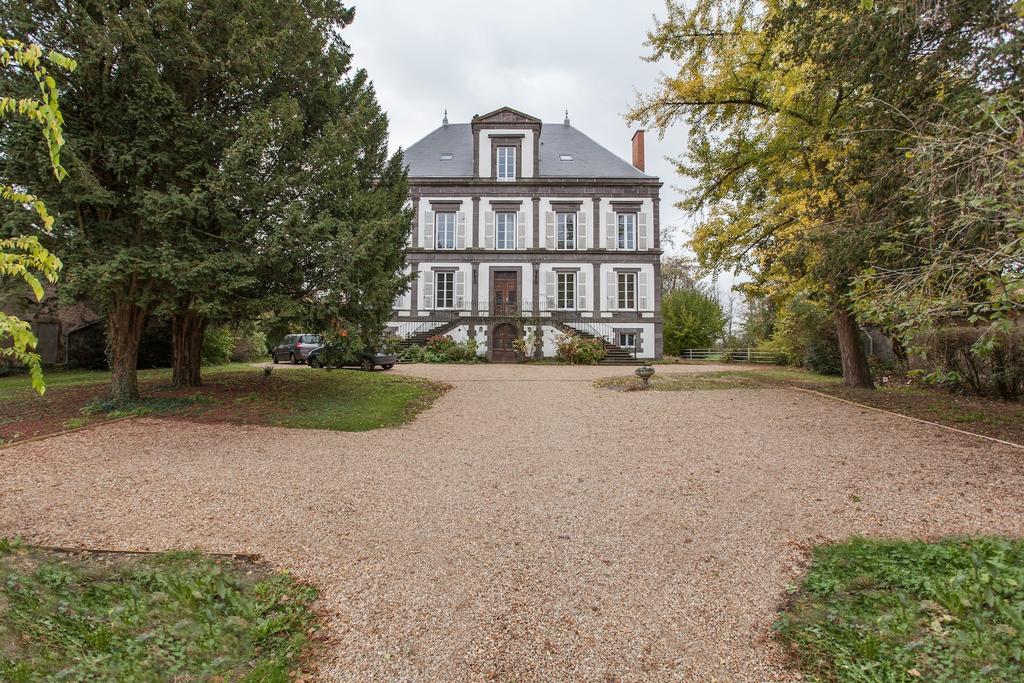 Bed and Breakfast Manoir de la Manantie - Les Collectionneurs à Lezoux Extérieur photo