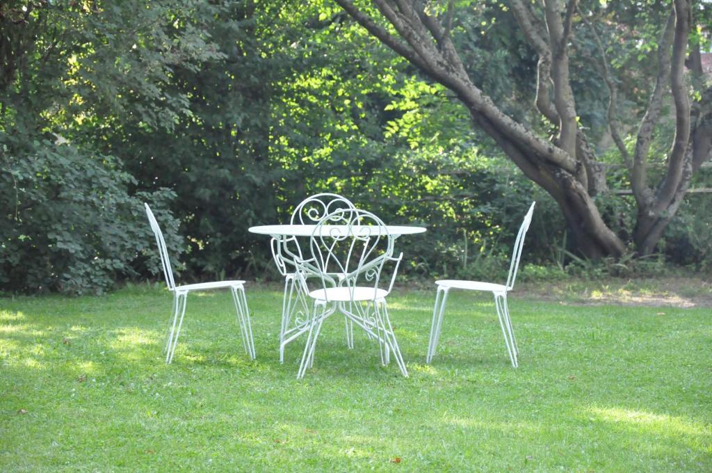 Bed and Breakfast Manoir de la Manantie - Les Collectionneurs à Lezoux Extérieur photo