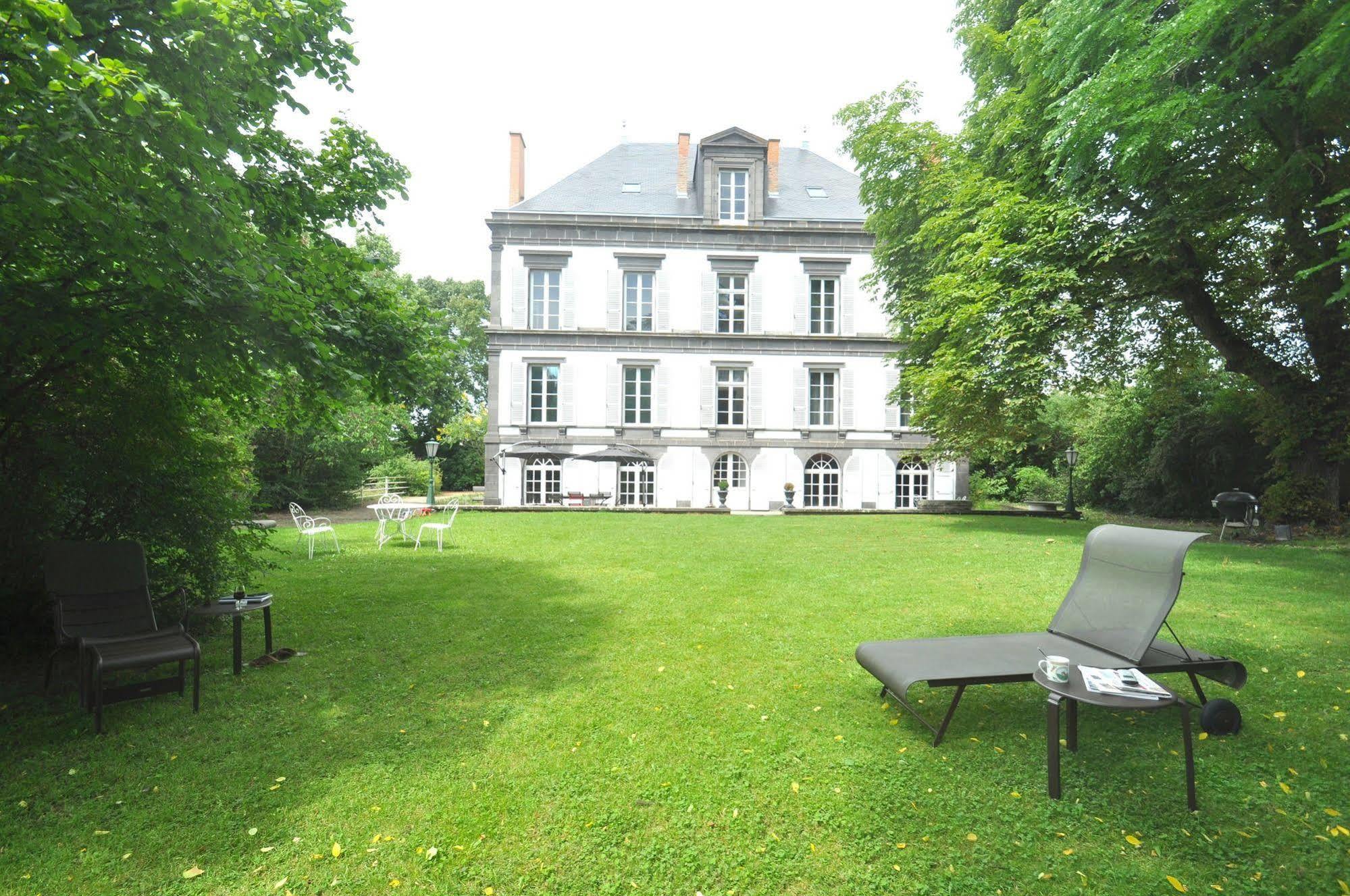 Bed and Breakfast Manoir de la Manantie - Les Collectionneurs à Lezoux Extérieur photo